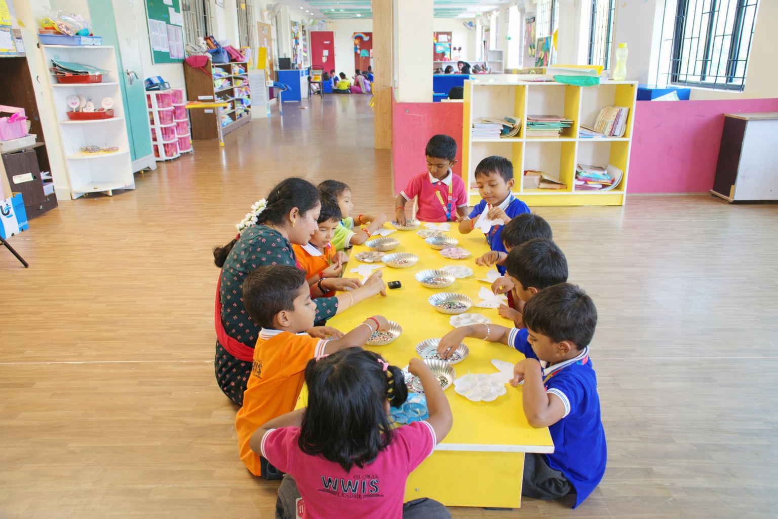 iPlay students playing and exploring